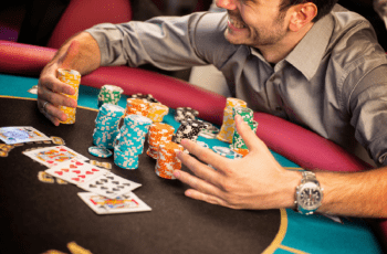 Muốn trở thành tay chơi Poker, bạn cần làm những gì?