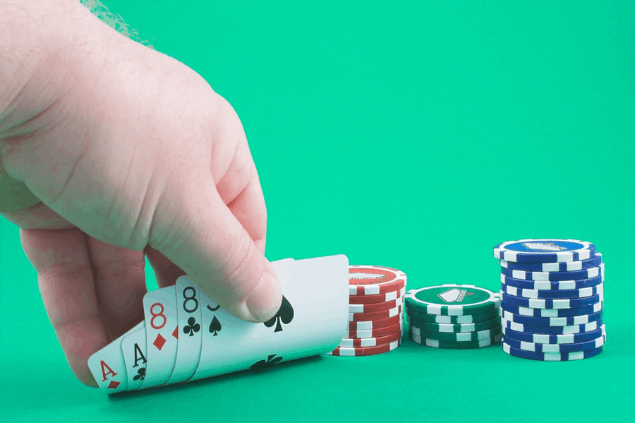 Những chiến thuật chơi Poker giúp có một cách chơi thông minh nhất