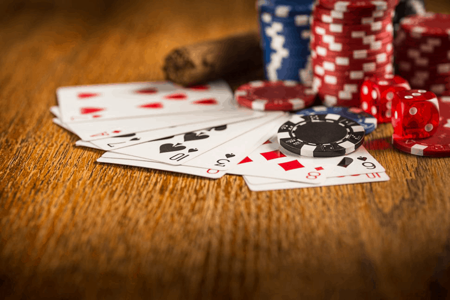 Kinh nghiệm chơi Poker giúp người chơi đánh bại poker nhanh nhất